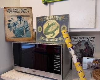 Microwave and Vintage sides, including John Deere Signs