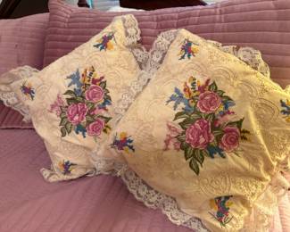 Floral Needlepoint Lace Throw Pillows