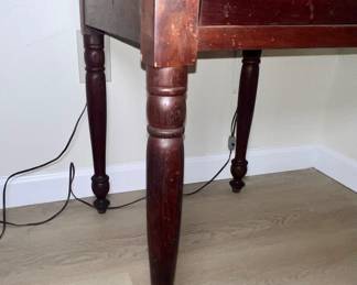 Antique Mahogany Drop Leaf Side Table $45.00