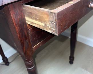 Antique Mahogany Drop Leaf Side Table $45.00
