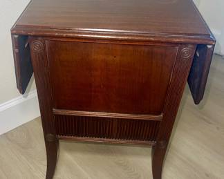 Antique Mahogany Humidor Porcelain Lined $85.00