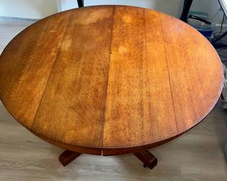 Arts & Crafts Mission Oak Dining Table $65.00