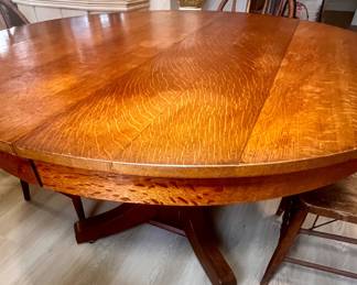 Antique Arts & Crafts Oak Table and 4 Oak Chairs $250.00