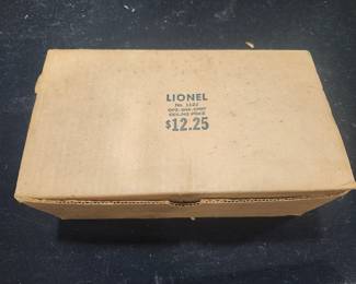 Vintage Lionel No. 1122 Remote Control Switch (1946-1949) for O-27 gauge trains. Includes original Lionel controller and factory box. Complete postwar Lionel accessory used for remote track switching. Estate fresh and collector owned. Asking $95 plus actual shipping costs or local pickup available.