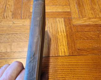 Antique "Four Minute Essays" by Dr. Frank Crane, Volume VI. Published by Wm. H. Wise & Co., New York and Chicago. Features an embossed hardcover with eagle design and clean interior pages. An early 20th-century inspirational and philosophical collection in good vintage condition. Shipping available or local pickup. $15