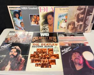 Vinyls Featuring The Beatles 2nd Album ABBA Diana Ross More