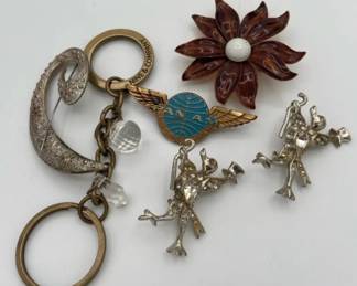Vintage Pan Am Airlines Jr Clipper Stewardess Pin With Other Broaches