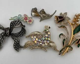 Vintage Aurora Borealis Coro Peacock And Other Broaches
