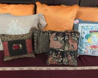 Decorative Throw Pillows