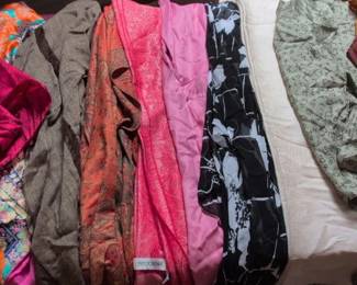 Ladies Scarves 14pc
