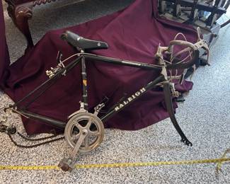 Capri Raleigh Road Bike