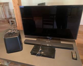 Polk Audio Soundbar  Bass Unit Bluray Player Samsung TV with Remote