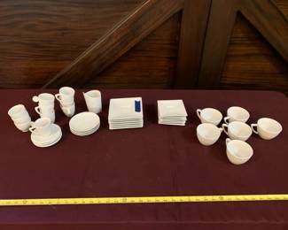 35 Piece Nespresso Set
