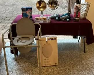 17 Pc Bathroom Set Misc