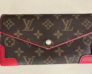 Louis Vuitton wallet.....