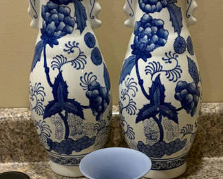 Lot 20: 2 Wall Vases and Wedgwood Small Vase