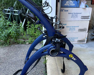 Lot 58: Saris Bike Rack