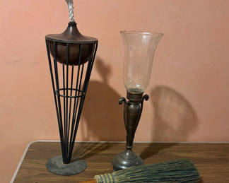 Lot 57: 3 Decorative Pieces 
