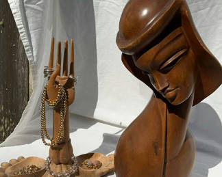 Lot 1: Wood Carved Bust, And Jewelry Holder