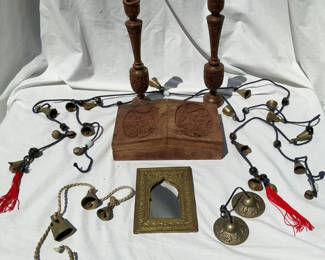 Lot 7: Ethnic Small Decor