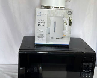 Lot 110: Small Appliance Lot