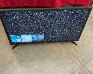Lot 12: 32” Samsung Tv