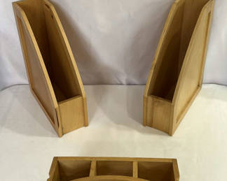 Lot 131: Wooden desk organizer set with magazine/file holders and compartment box