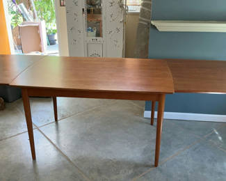 Lot 41: MCM Teak Expandable Table, Needs Slight Repair