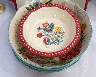 Lot 100: Colorful Dishware