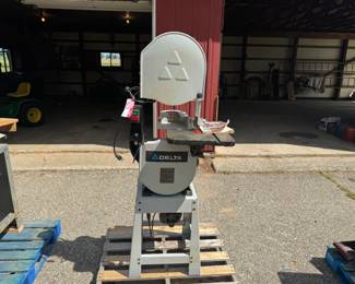 Delta 14" band saw, model 28-276
