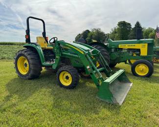 John Deere 4320 Tractor with John Deere 400X Loader
