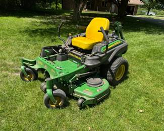 John Deere Z915B Zero Turn Mower, 7 Iron II commerical 60" Deck, Z trak