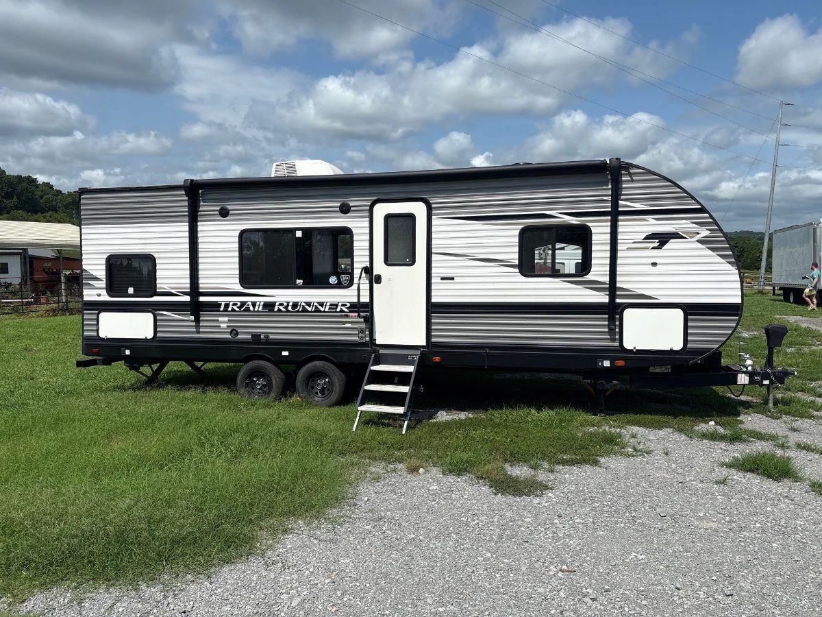 CAMPER