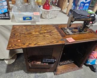 SEWING MACHINE AND TABLE