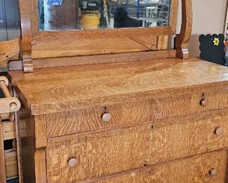 DRESSER WITH MIRROR