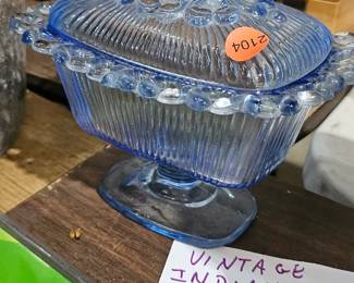 VINTAGE INDIANA GLASS CANDY DISH