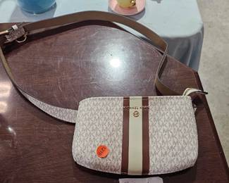 PURSE
