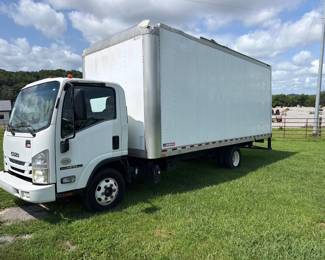 2016 Isuzu NPR Truck