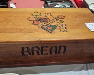 WOODEN BREAD BOX