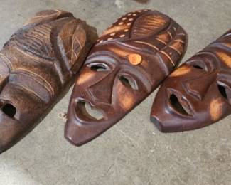 WOODEN MASK WALL DECOR