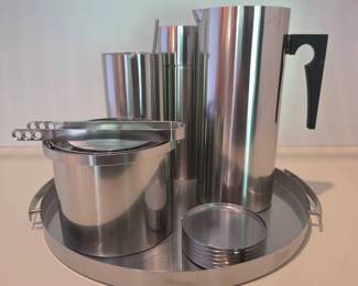 Stelton CylindaLine Stainless Steel Barware Set was designed by Arne Jacobsen