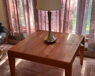 Mbelfabrikken Toften Teak Table  MCM Style Lamp