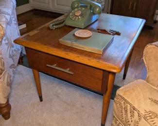 Lane Acclaim Side Table