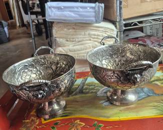 Matching lion head bowls