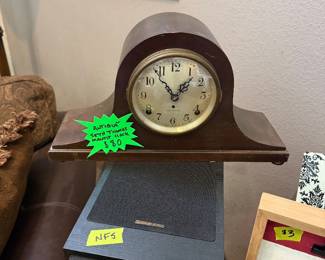 Antique Seth Thomas mantle clock