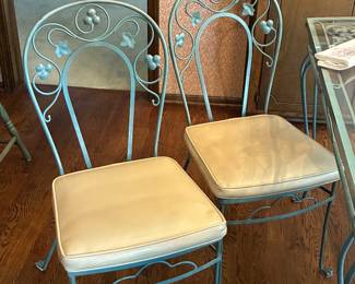 Four chairs in excellent condition and original finish on all