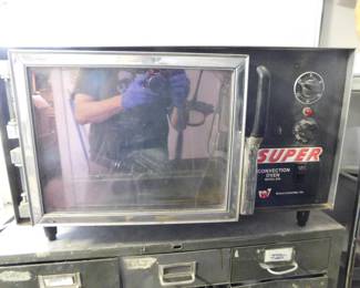 Commercial tabletop convection overn