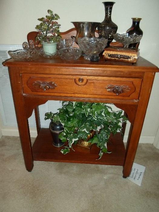 vintage walnut table