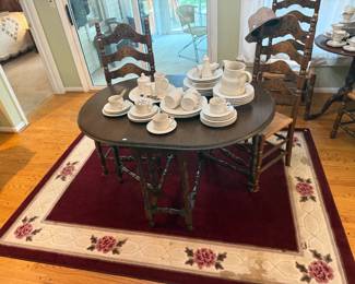 Area Rug, Dining Table & Chairs, Oneida Westerly Basket 40 pc Set