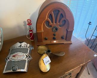 Vtg Radio, Brass 3 Blade Propeller